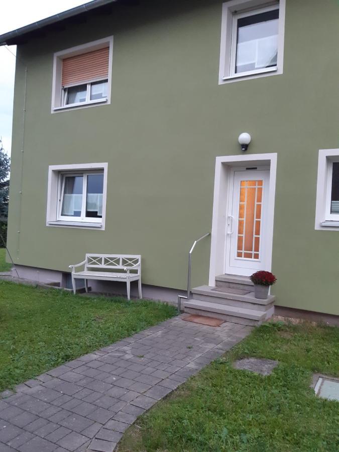 Fewo Koerner Seinsheim Im Weinparadies Exterior photo